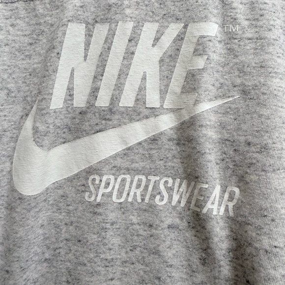 Nike Women’s Heather Gray and Lavender Pullover Hooded Long Sleeve Shirt - Picture 2 of 6